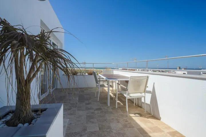 Apartamento Con Terraza Vistas Al Mar. Conil de la Frontera Kültér fotó